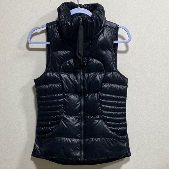 Lululemon Fluffin’ Awesome Down Vest Black Size 6 Water-Resistant Puffer‎ - Picture 2 of 14